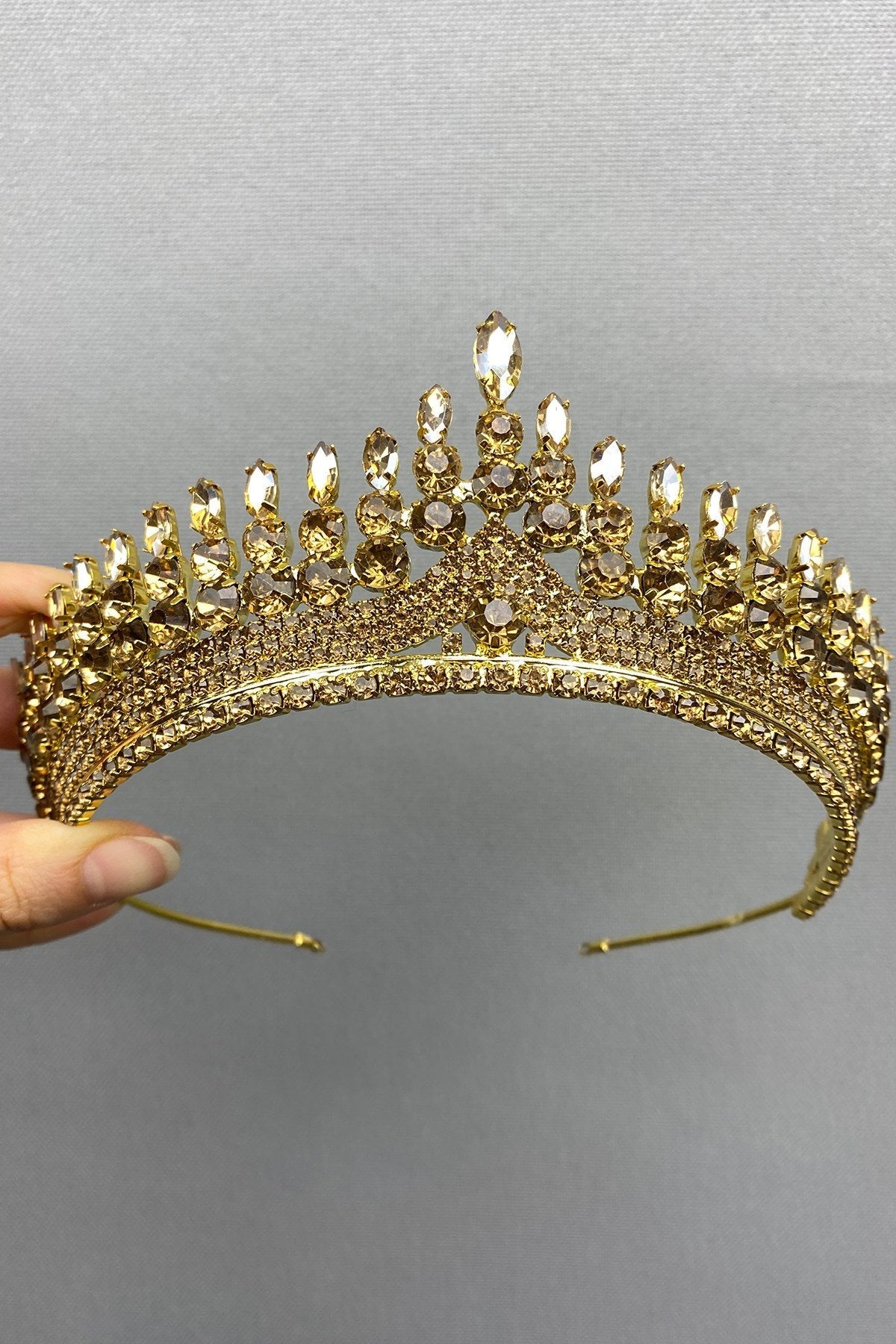 Anteras Bridal Henna Crown and Earrings