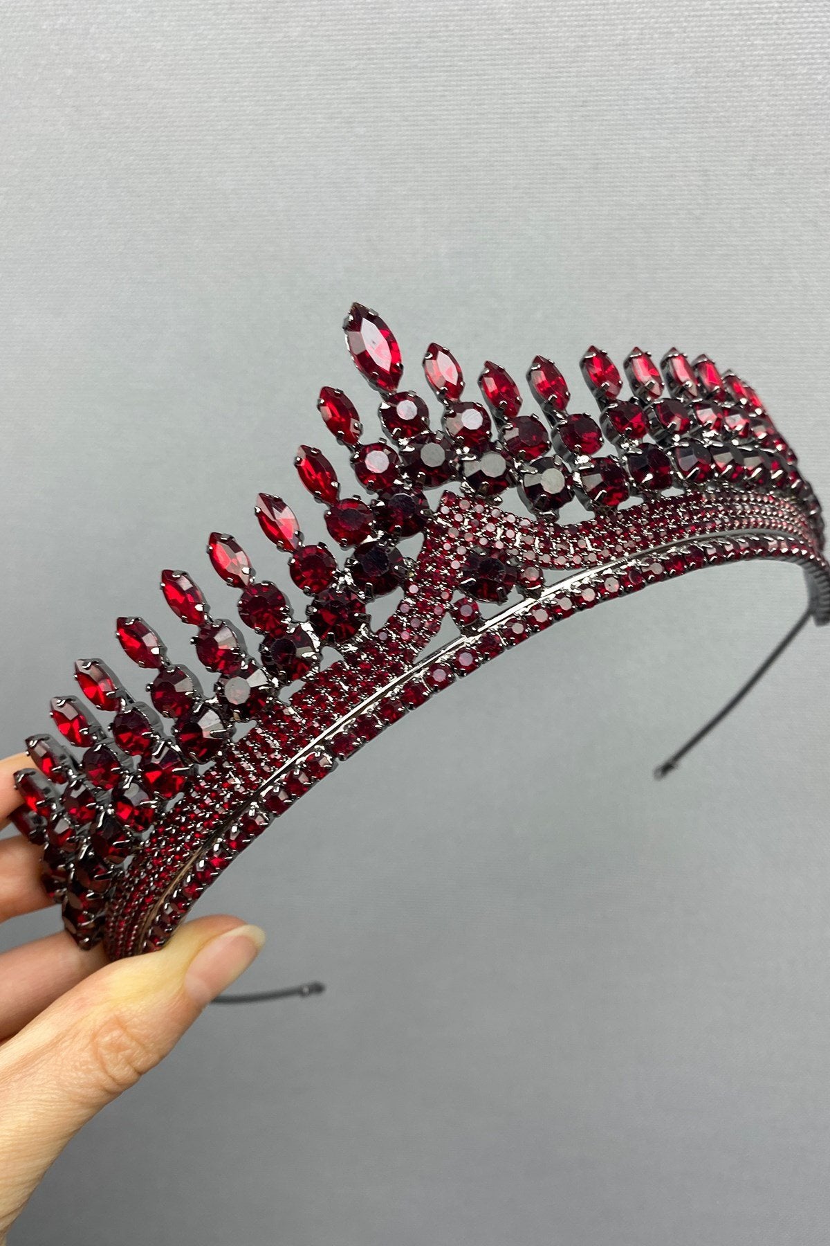 Anteras Bridal Henna Crown and Earrings