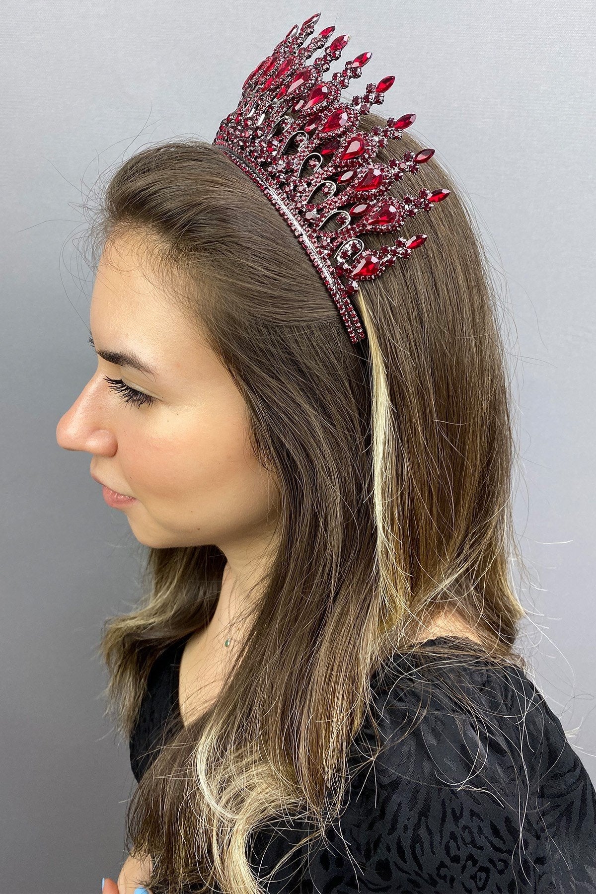 Anthracite Burgundy Henna Bridal Crown