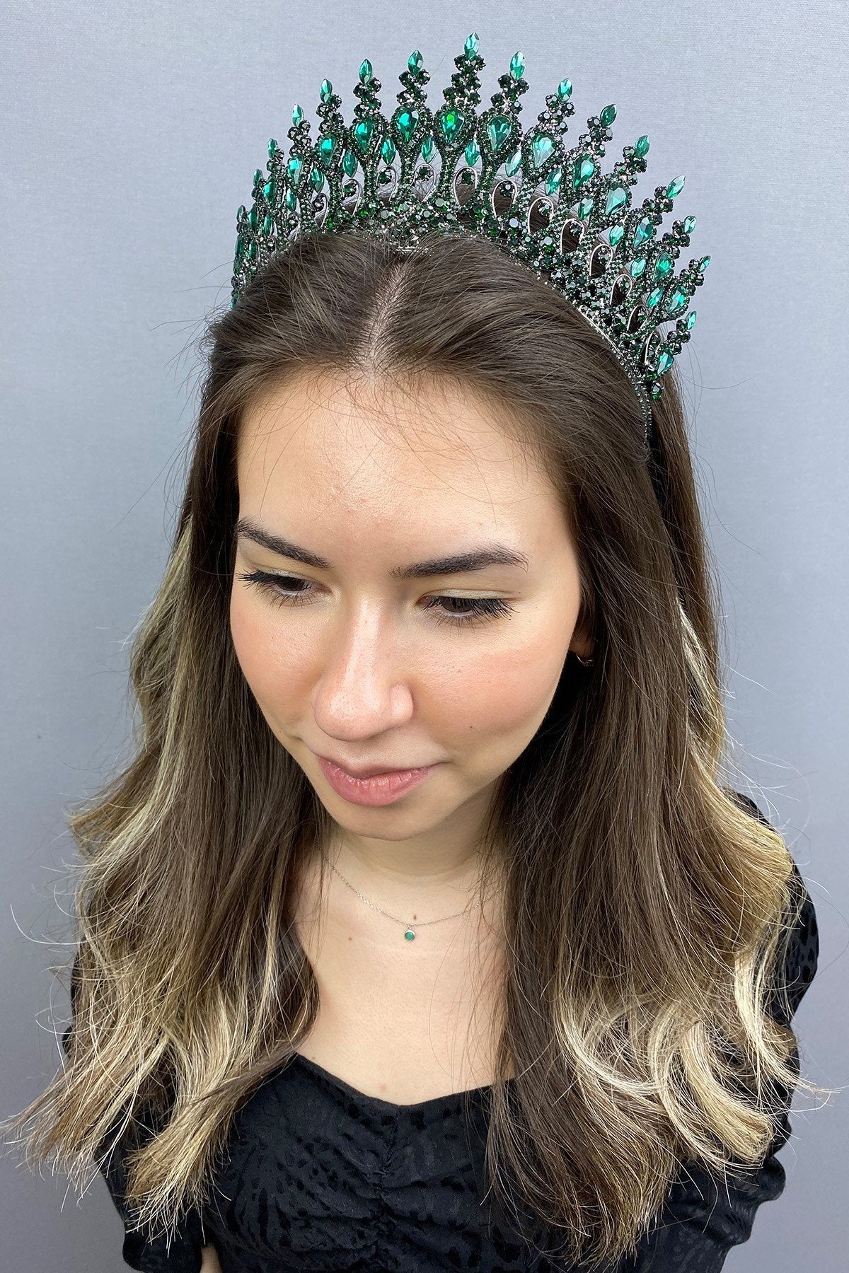 Anthracite Emerald Green Henna Bridal Crown