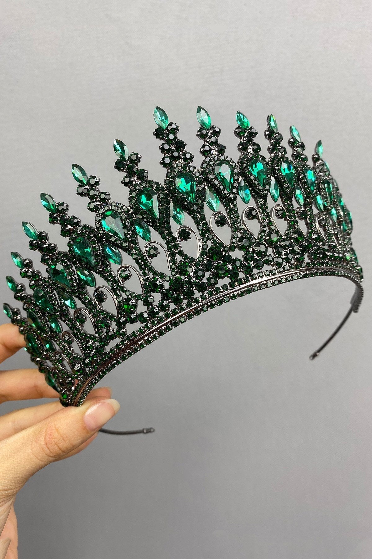 Anthracite Emerald Green Henna Bridal Crown