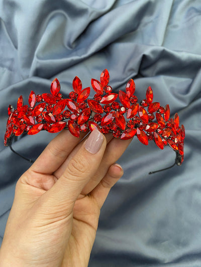 Wedding tiara, Wedding Crown , Princess Crown, Crystal tiara,Bridal Crown, Bridal tiara, Christmas gifts, gifts for her,  black Friday sale