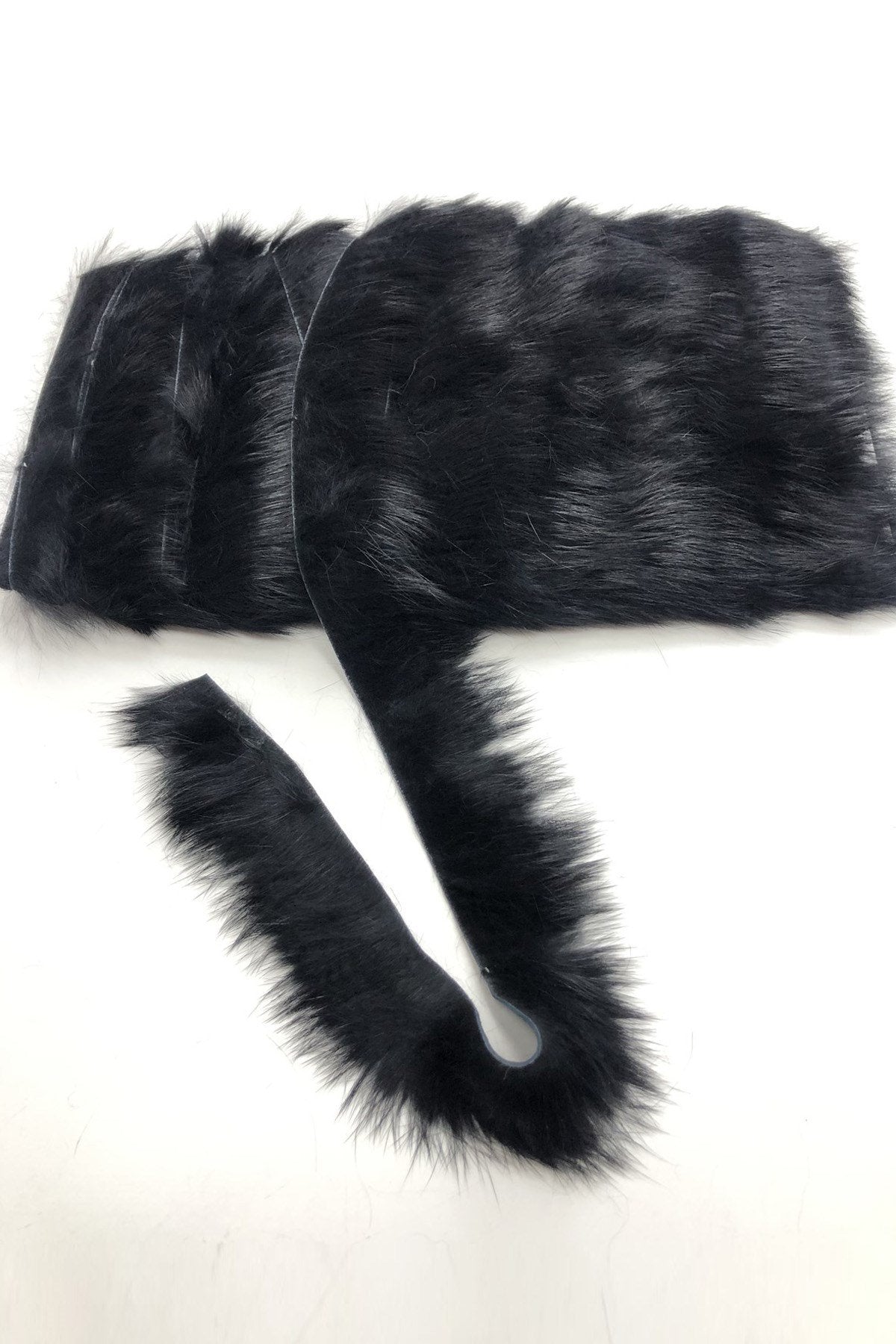 Black Rabbit Feather 1m